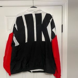 Nike windbreaker
